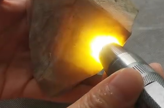 后江场口的翡翠什么特征