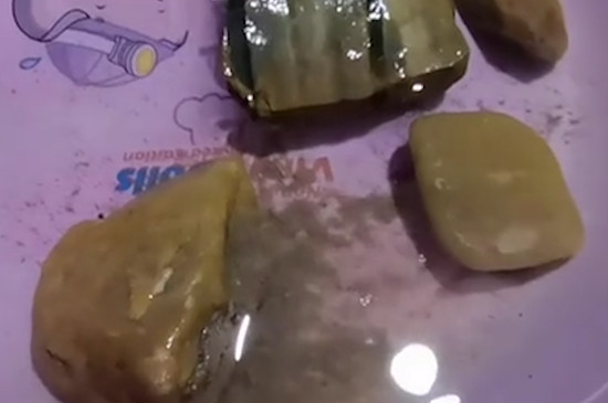 如何分辨玉石原石与普通石头