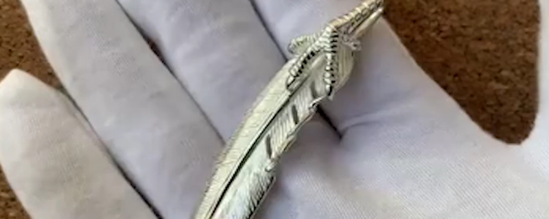 银子脏了能用酒精擦吗