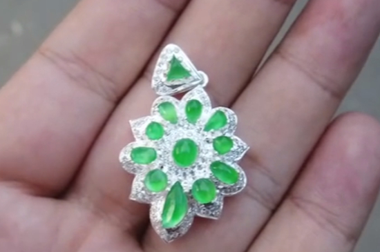 翡翠靠声音可以辨别真伪吗