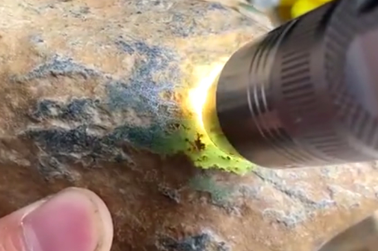 和田玉和翡翠有什么区别