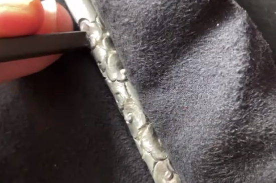 银筷子变红铜色了是怎么了