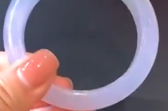 怎样提升翡翠的种水