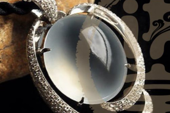 玻璃种翡翠和玻璃怎样区分