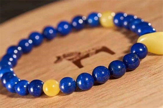 青金石戴在哪只手，戴在左手作用更大