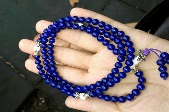 青金石戴在哪只手，戴在左手作用更大