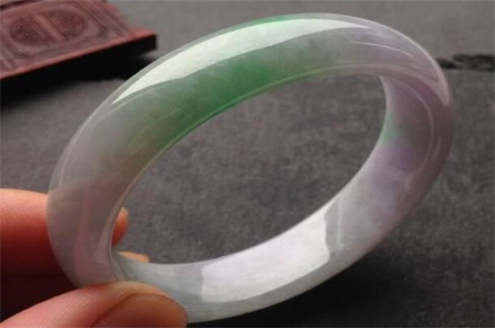 什么是糯种翡翠