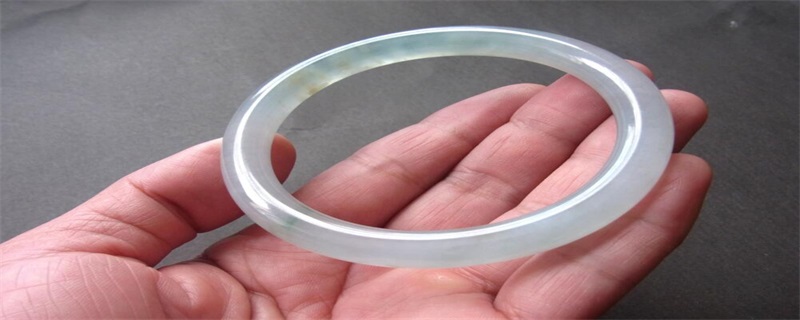 如何买翡翠手镯