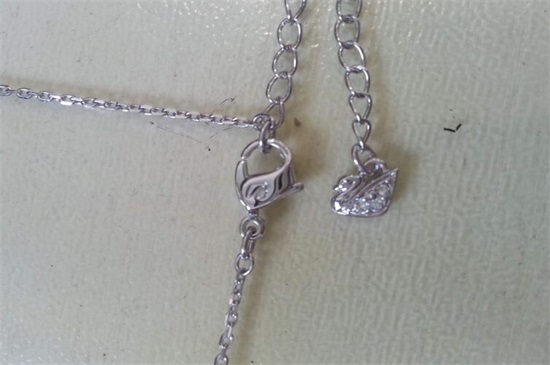 黄铜材质的项链会掉色吗