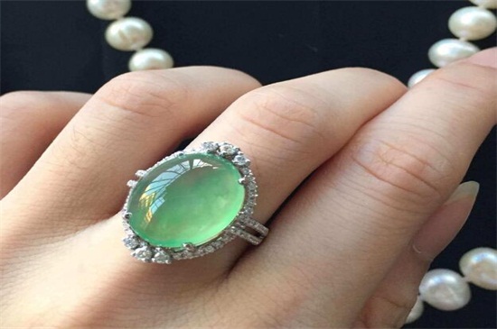 怎么鉴定金丝种翡翠