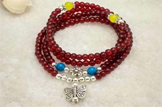 石榴石会越带越亮吗