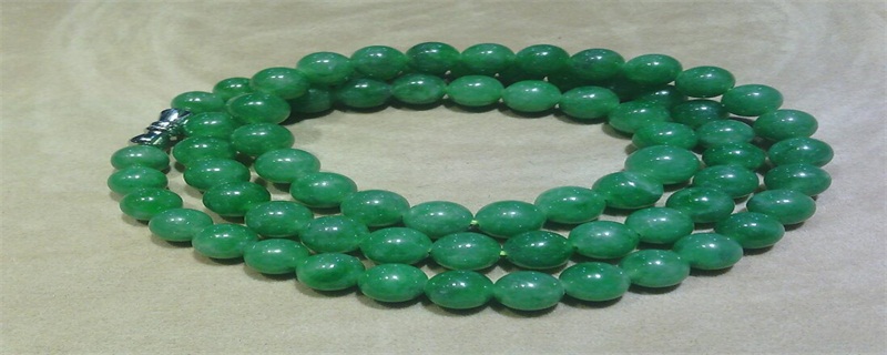 项链洗澡睡觉要摘吗