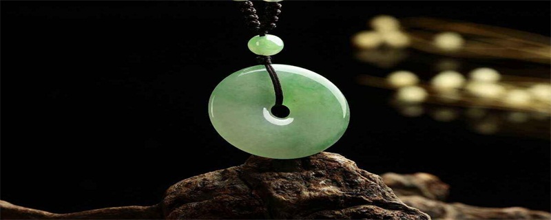 釉玉和翡翠的区别