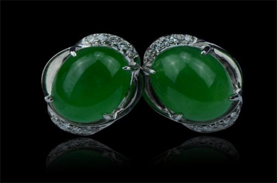 釉玉和翡翠的区别