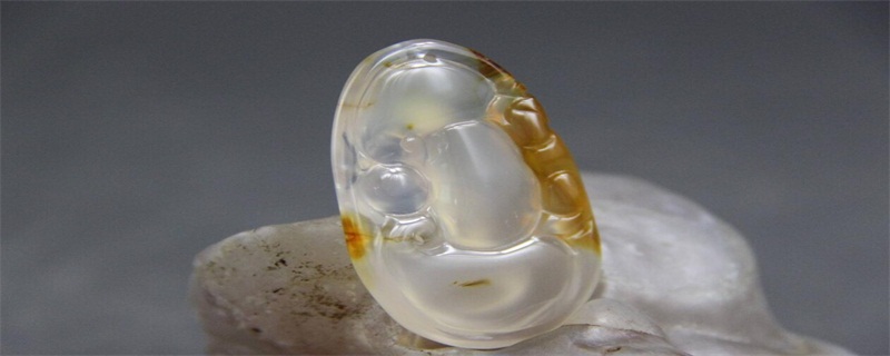 冰玉髓和翡翠的区别