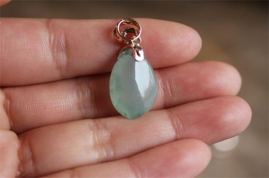 翡翠吊坠怎么打结