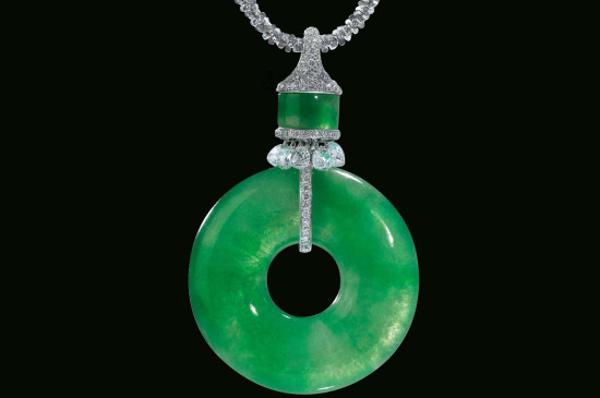 平安扣翡翠吊坠的作用,翡翠平安扣的好处