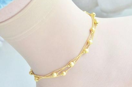 金脚链戴哪只脚女生