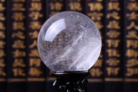 天然水晶球的功效与作用