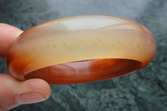 人工合成玉手镯对人体有害吗