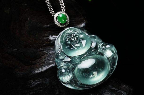 水沫玉和翡翠的区别