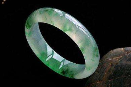 翡翠证书俗称a货假的吗