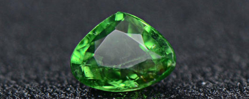 沙弗来是什么石