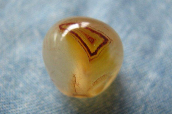 怎么鉴别玛瑙手镯有没有染色