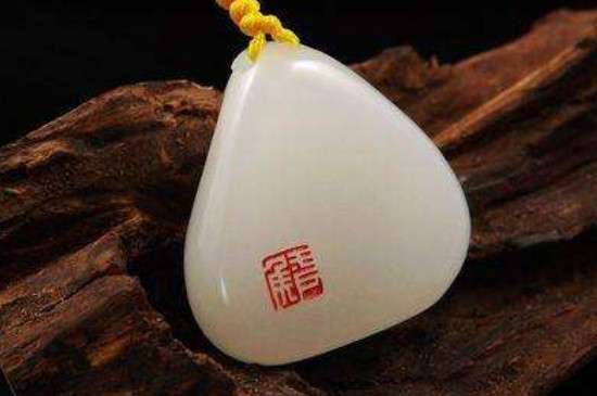 和田玉可以用水洗吗