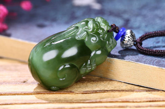 翡翠和玉有什么区别概念是什么