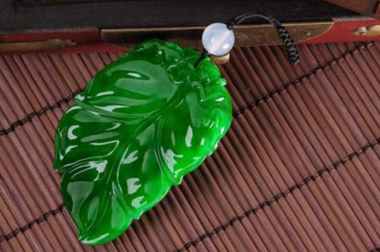 翡翠和玉有什么区别概念是什么