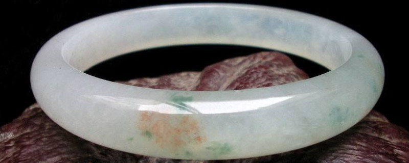 玉镯子戴久了会有什么变化