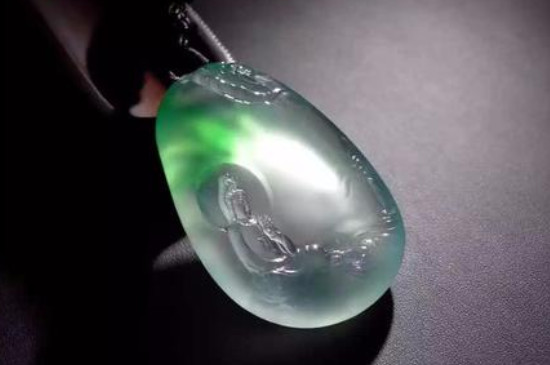 翡翠飘花是什么