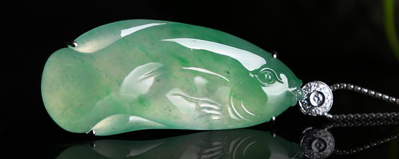 翡翠脏了怎么清洗