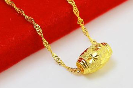 转运珠戴脖子上的寓意