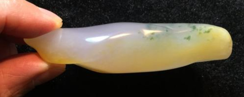 翡翠原石扒皮是什么意思