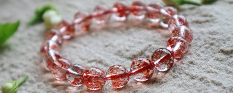 金草莓和草莓晶的区别