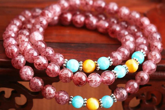 金草莓和草莓晶的区别