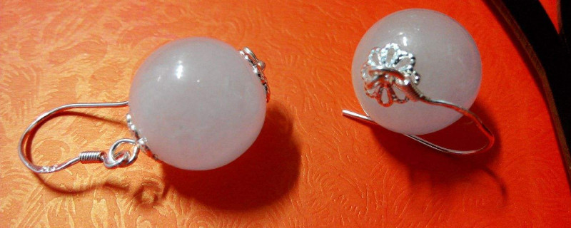 巴山玉和翡翠区别