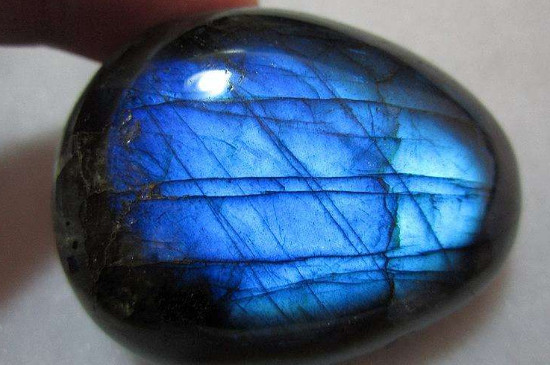 拉长石的功效与作用