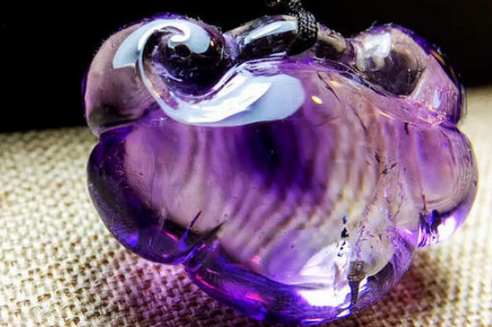 紫水晶可以和黄金一起戴吗