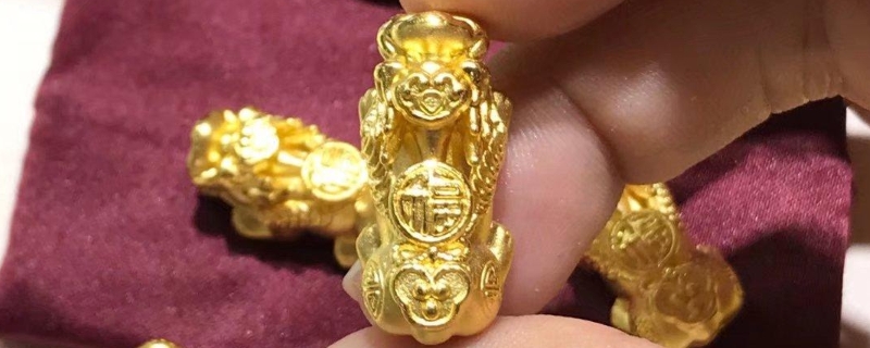 手上不能同时戴金银吗