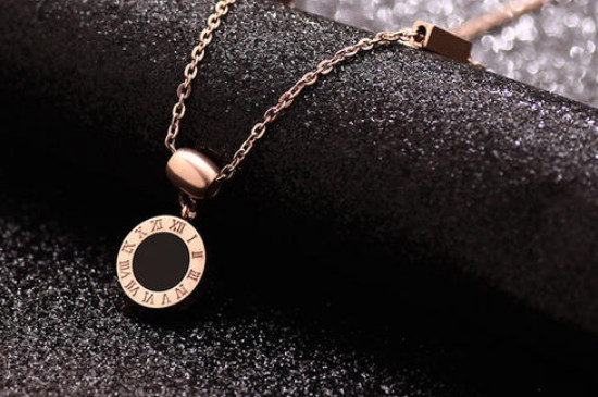 玫瑰金可以带着洗澡么