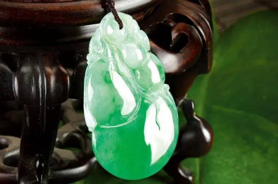 翡翠的功效