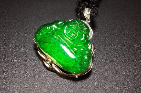 翡翠的真假鉴别
