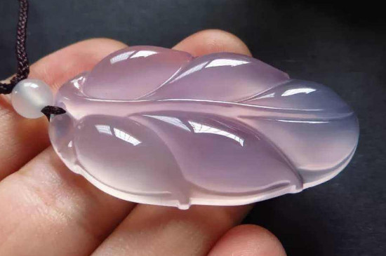 粉红玛瑙的功效与作用