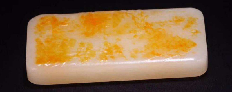 戴山水玉牌有讲究吗