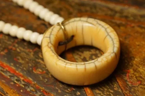 文玩开片是什么意思