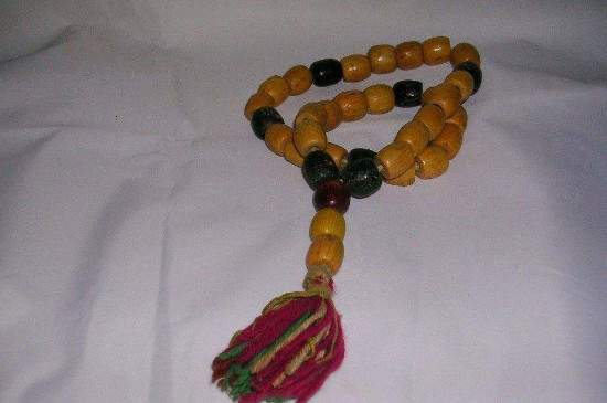 文玩手持一般多少颗