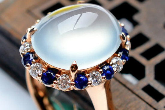 冰种翡翠是什么级别的翡翠